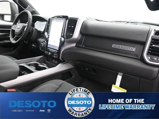 New 2026 RAM 1500 4x4 Crew Cab image 10