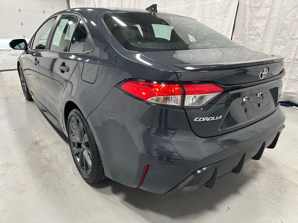 Used 2025 Toyota Corolla SE image 5