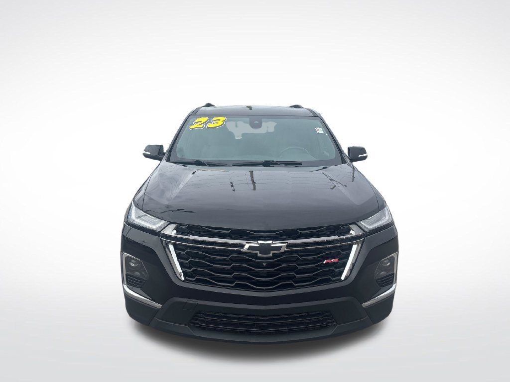 Used 2023 Chevrolet Traverse RS w/ LPO, Floor Liner Package AWD/4WD image 11