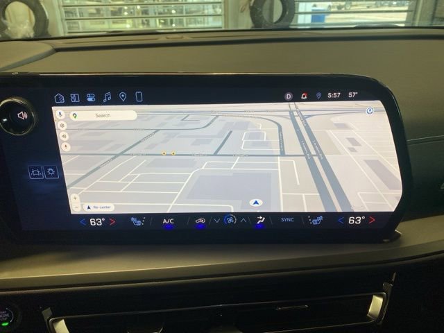 Used 2025 Chevrolet Traverse LT AWD/4WD image 20