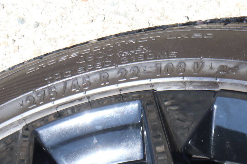 Used 2026 Chevrolet Traverse RS w/ LPO, Floor Liner Package FWD image 48