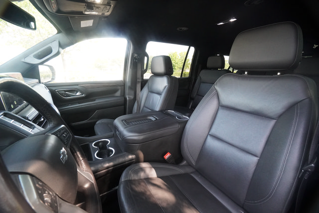 Used 2022 Chevrolet Suburban Z71 w/ Z71 Off-Road Package AWD/4WD image 20