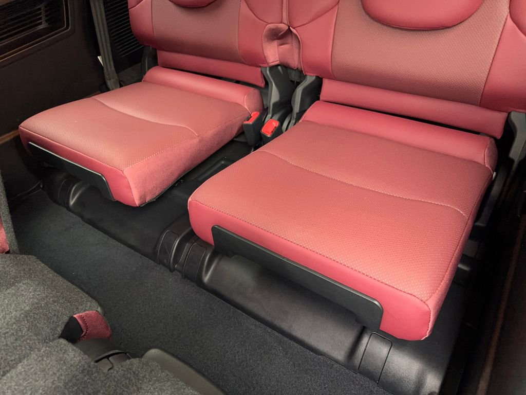 Used 2022 Lexus GX 460 Premium w/ Premium Plus Package image 38