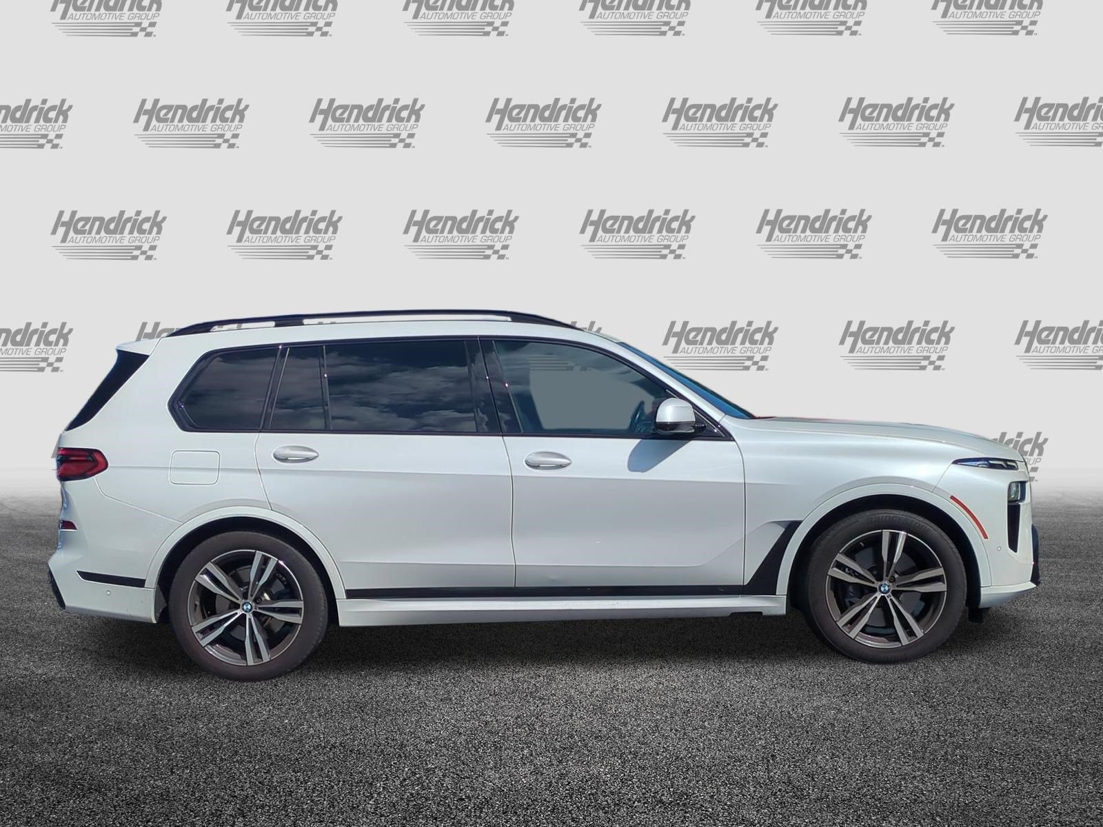Used 2024 BMW X7 xDrive40i w/ Executive Package AWD/4WD image 11