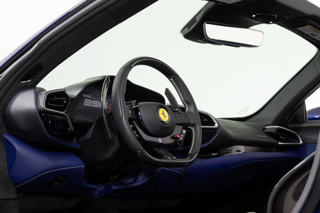 Used 2024 Ferrari 296 GTS RWD image 29