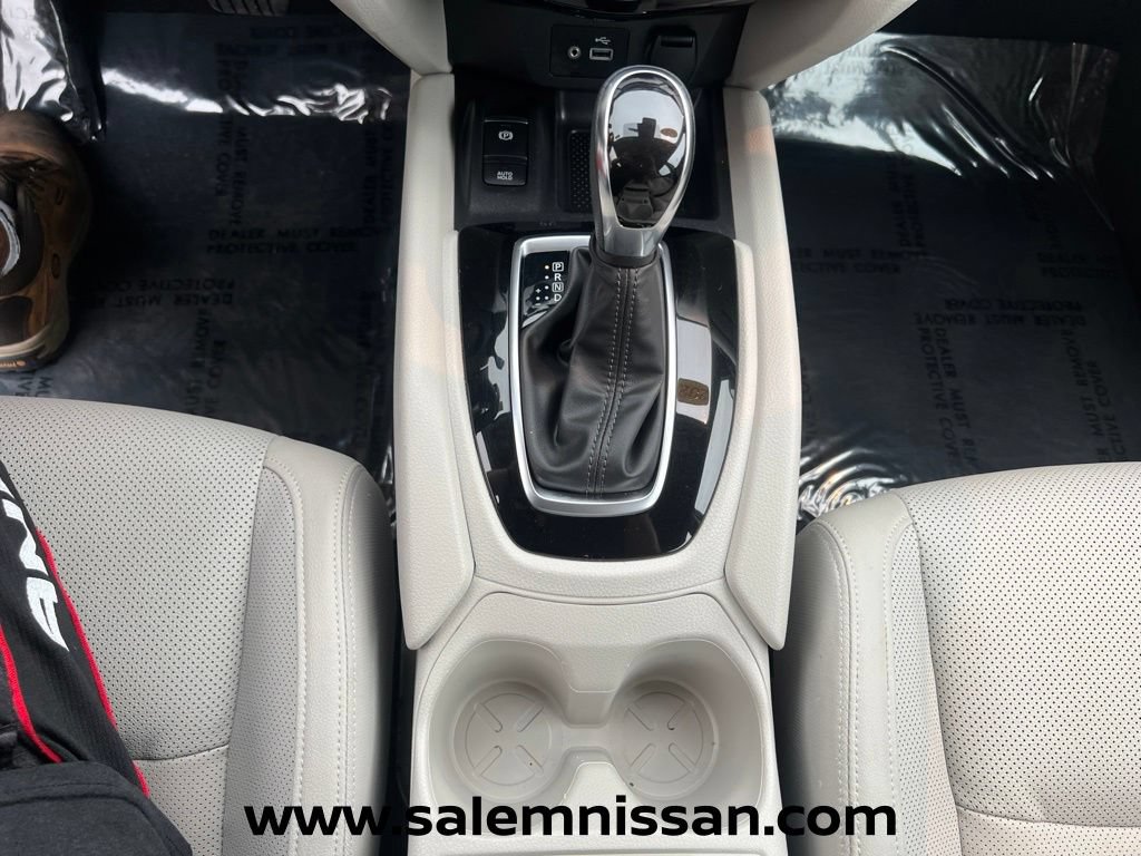 Used 2022 Nissan Rogue Sport SL AWD/4WD image 10
