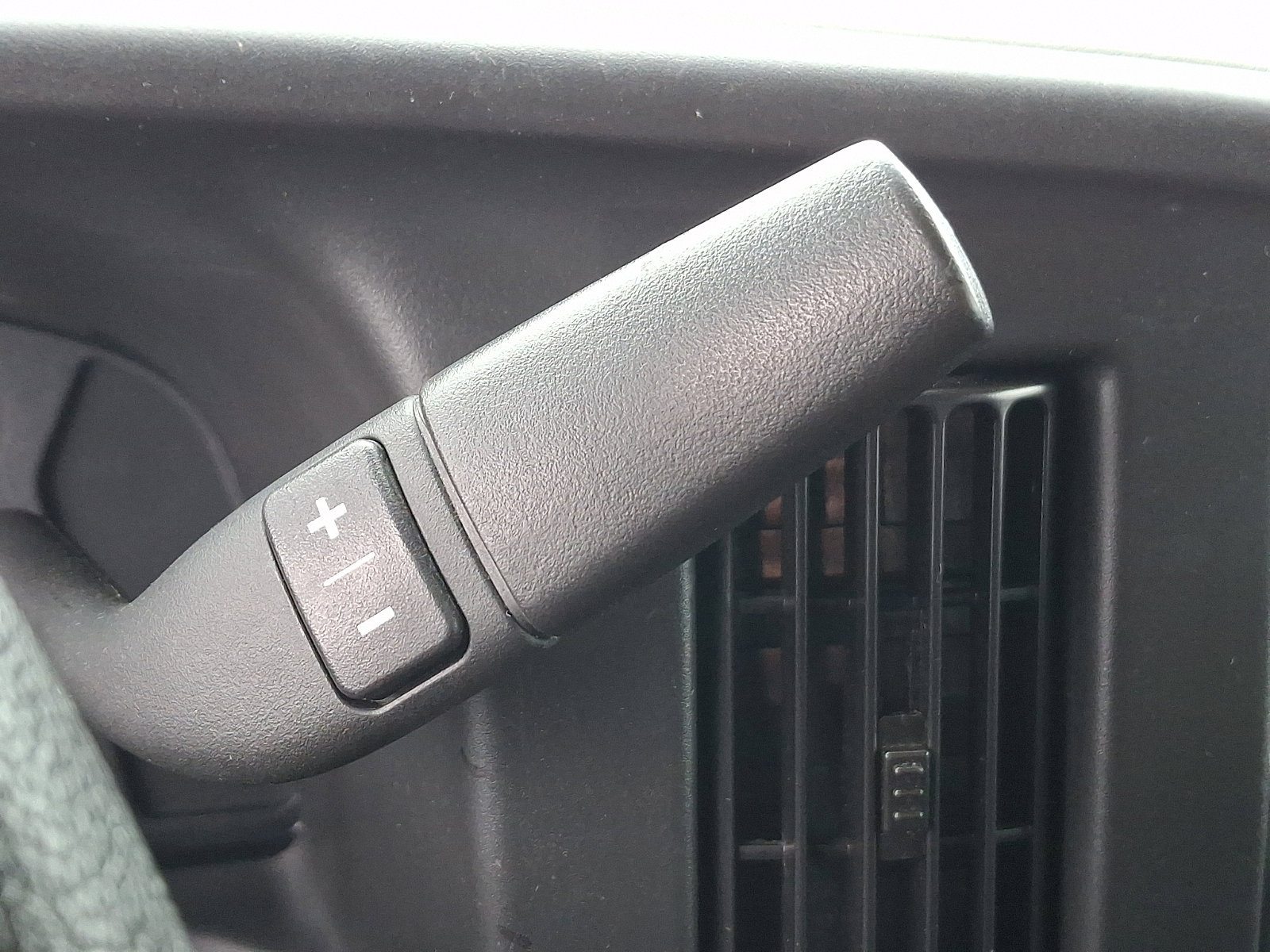 Certified 2024 GMC Savana 2500 w/ Driver Convenience Package image 15