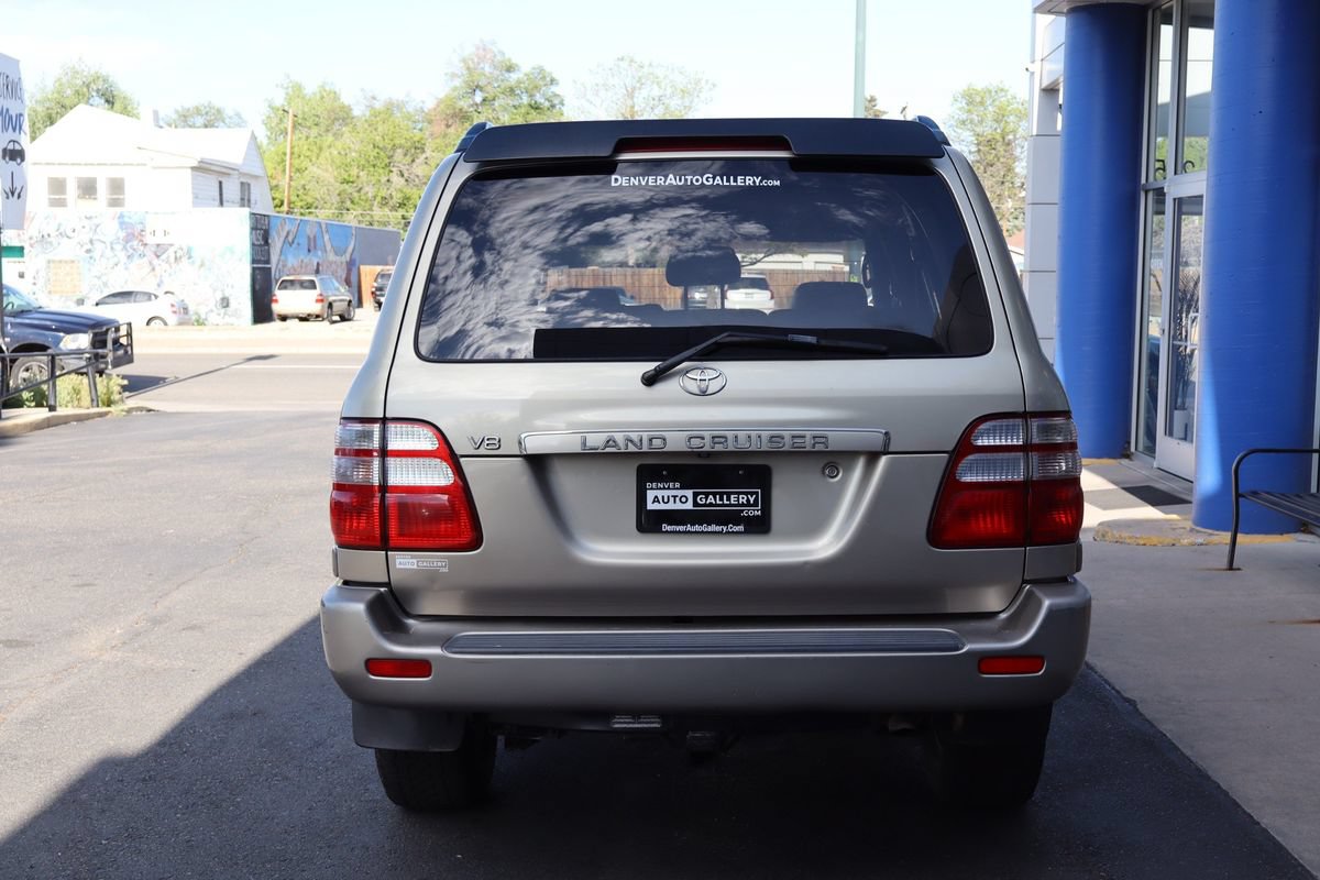 Used 2005 Toyota Land Cruiser AWD/4WD image 5