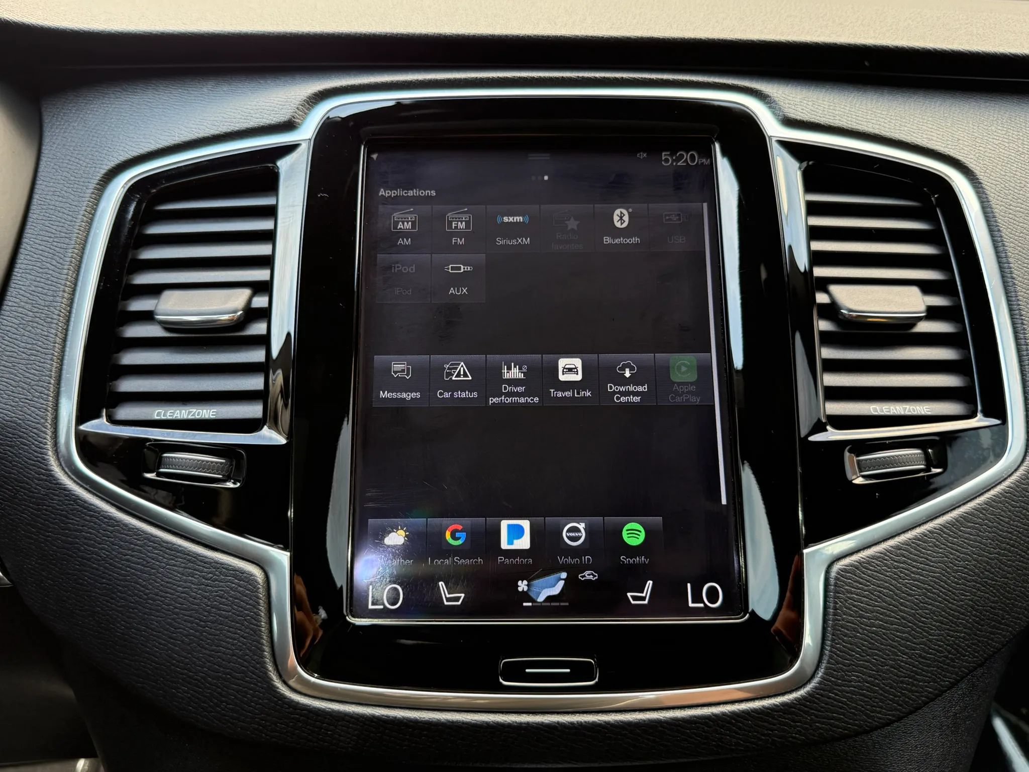 Used 2016 Volvo XC90 T6 R-Design AWD/4WD image 28
