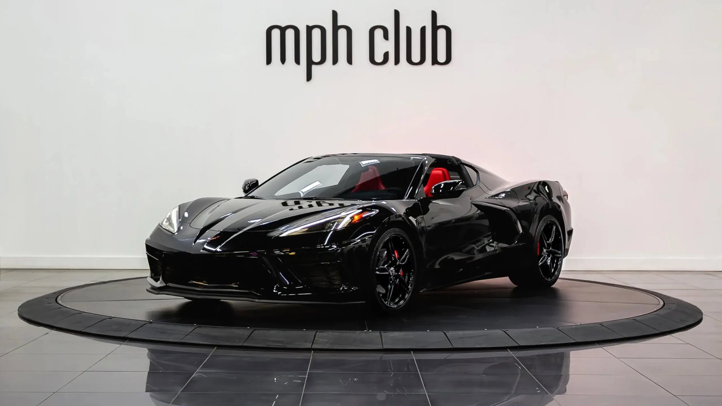 Used 2023 Chevrolet Corvette Stingray Coupe w/ 1LT image 2