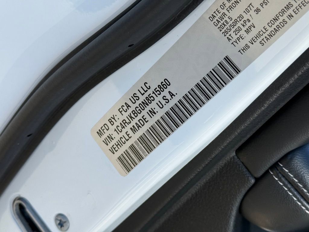 Used 2022 Jeep Grand Cherokee L Limited image 10