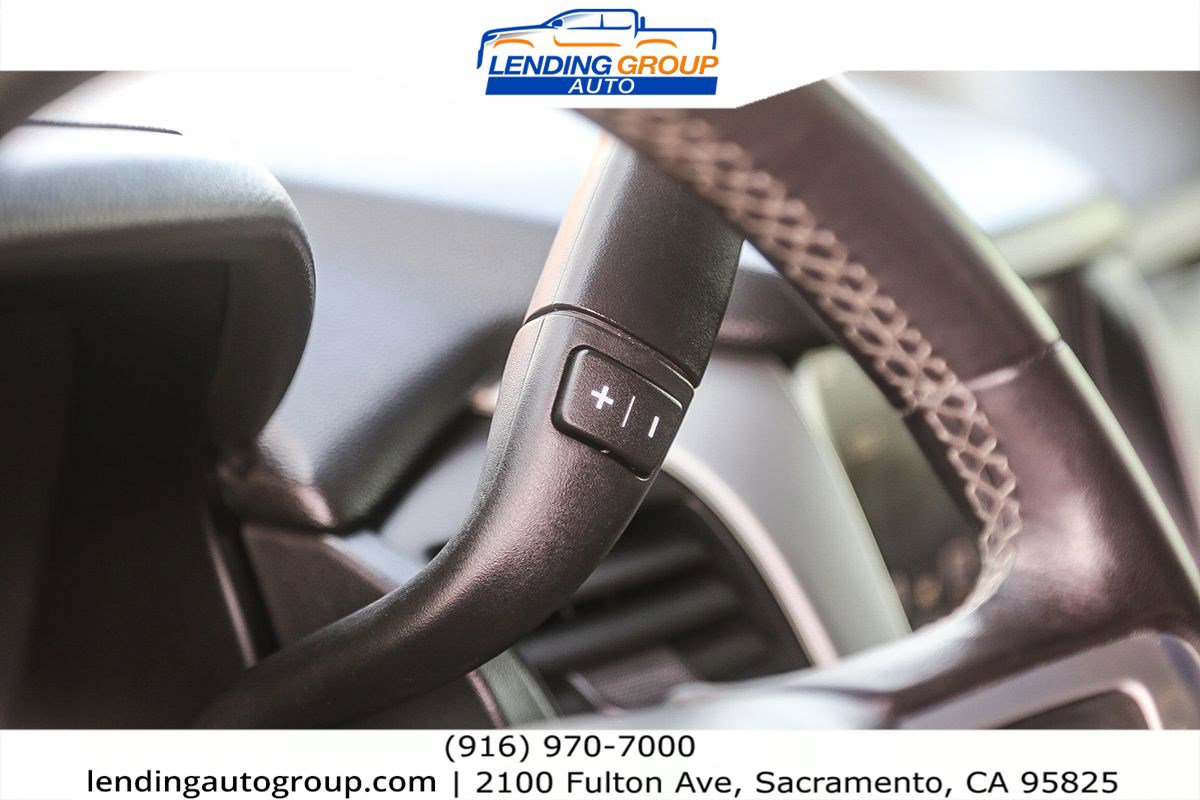 Used 2016 GMC Yukon SLE w/ Convenience Package image 18