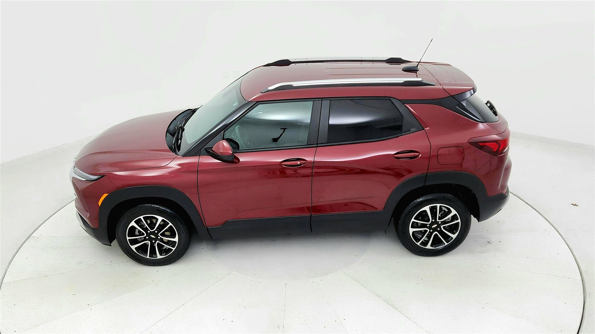 Used 2025 Chevrolet TrailBlazer LT image 14