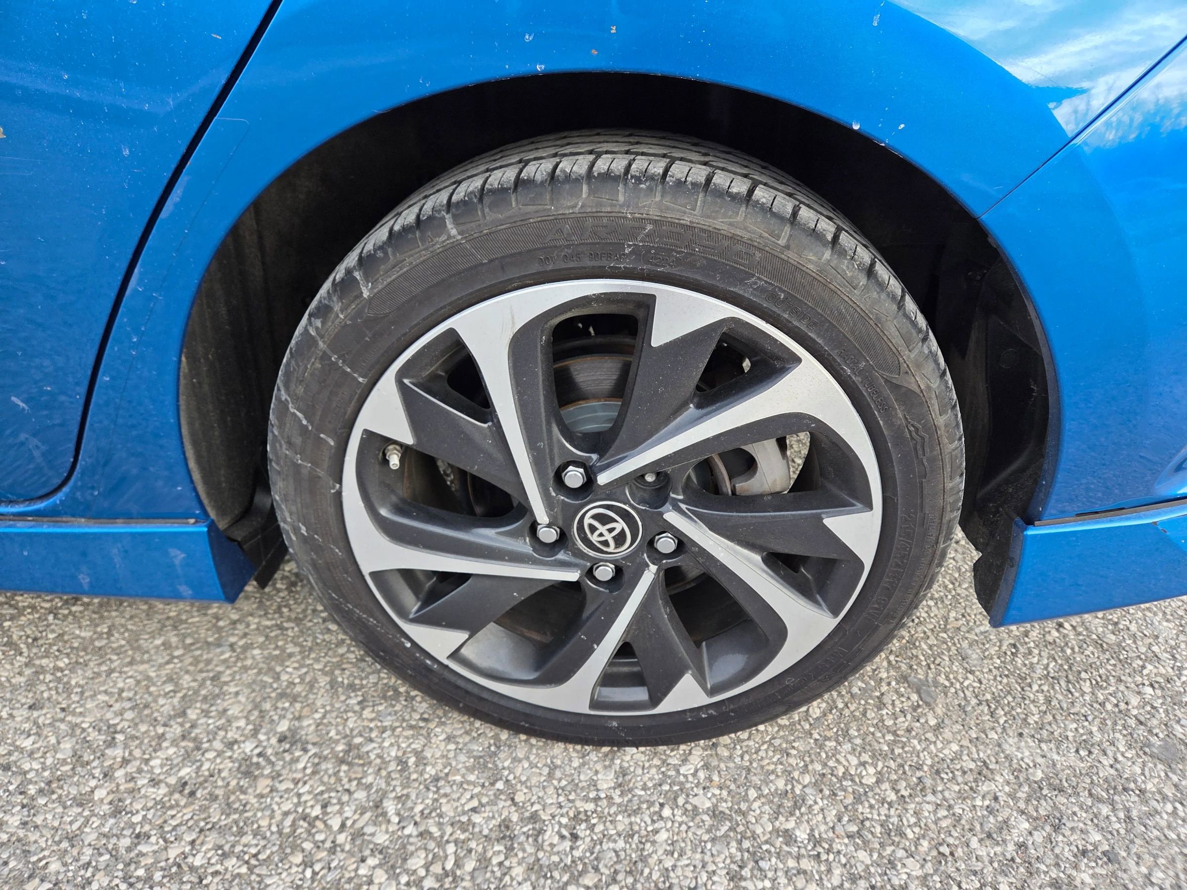 Used 2017 Toyota Corolla iM w/ Carpet Mat Package image 11