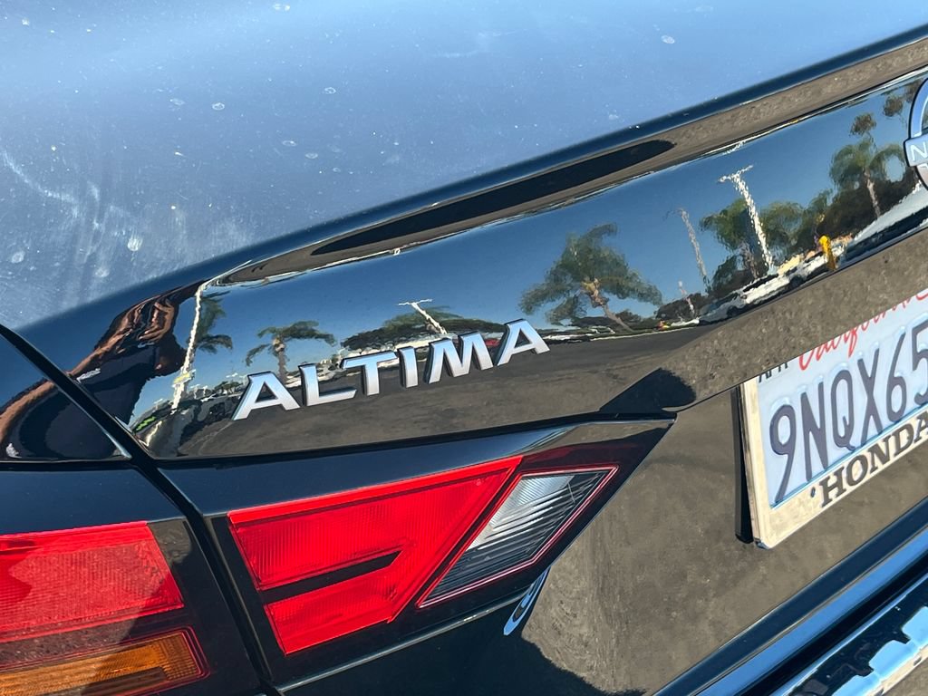 Used 2023 Nissan Altima 2.5 SR FWD image 43