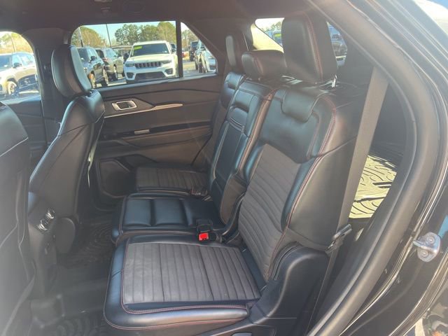 Used 2025 Ford Explorer ST-Line w/ Premium Package image 19