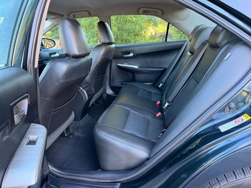 Used 2012 Toyota Camry SE FWD image 17