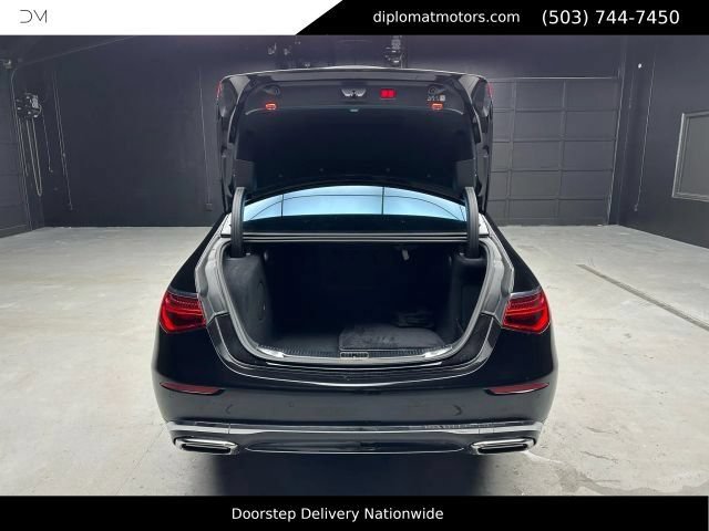 Used 2024 Mercedes-Benz Maybach S 580 4MATIC image 44