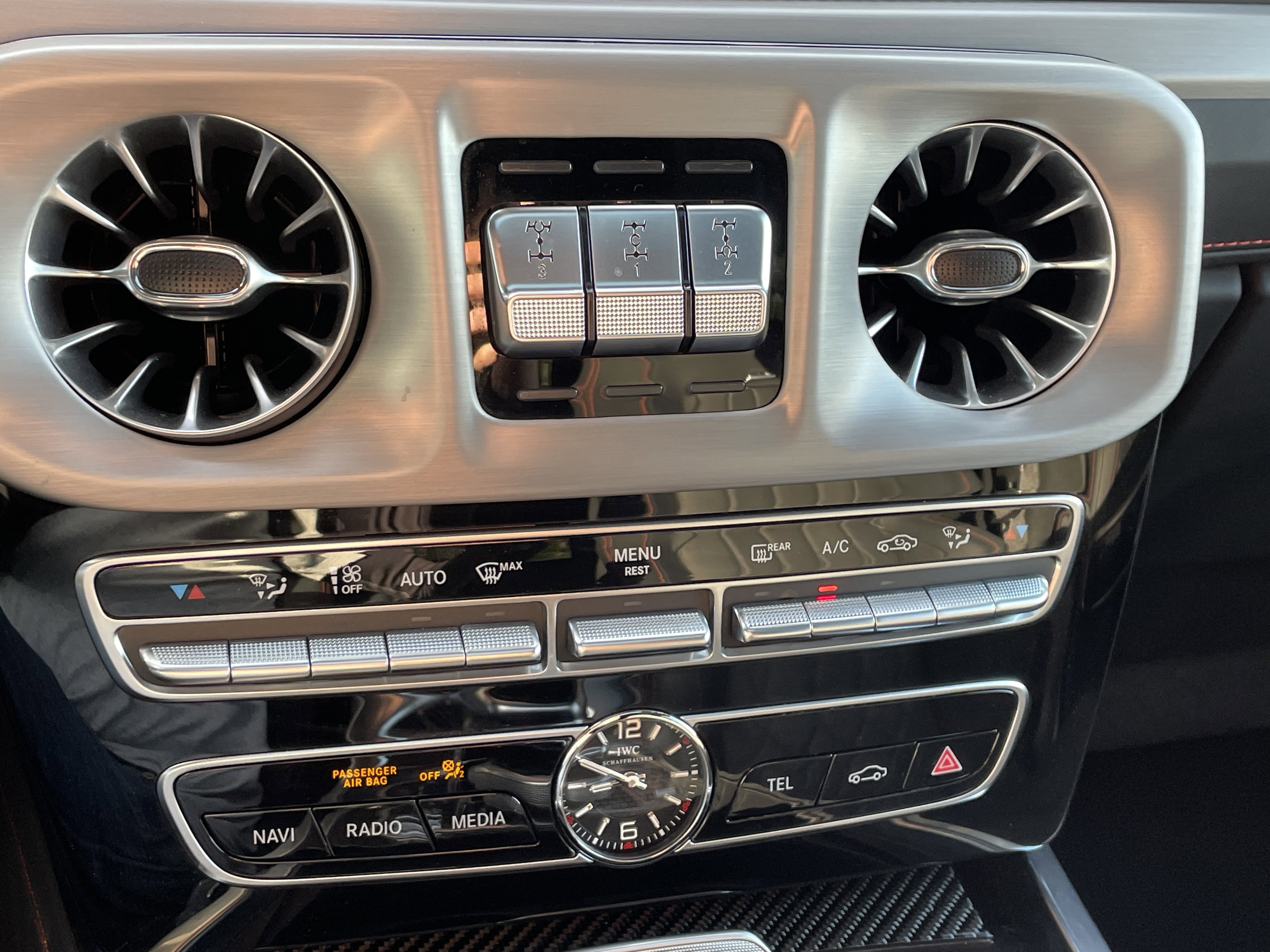 Certified 2024 Mercedes-Benz G 63 AMG 4MATIC image 32
