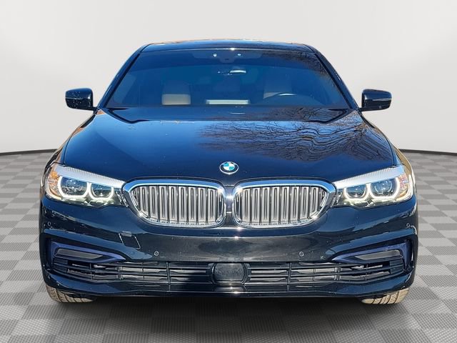 Used 2020 BMW 540i xDrive image 2