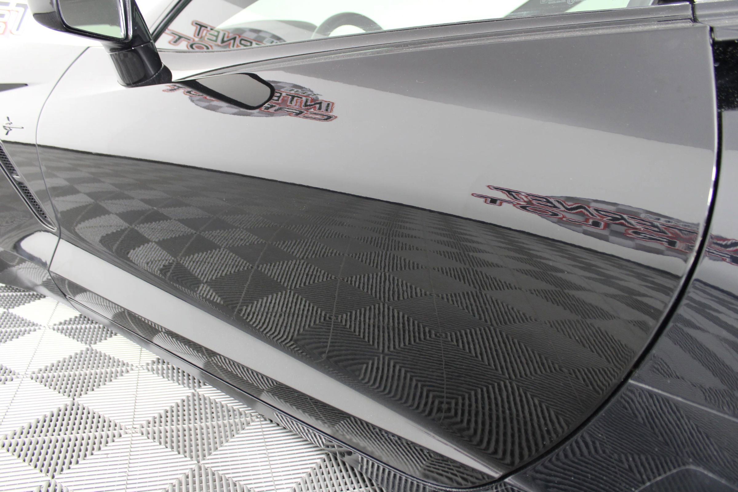 Used 2017 Chevrolet Corvette Stingray Coupe w/ Carbon Flash Badge Package image 24