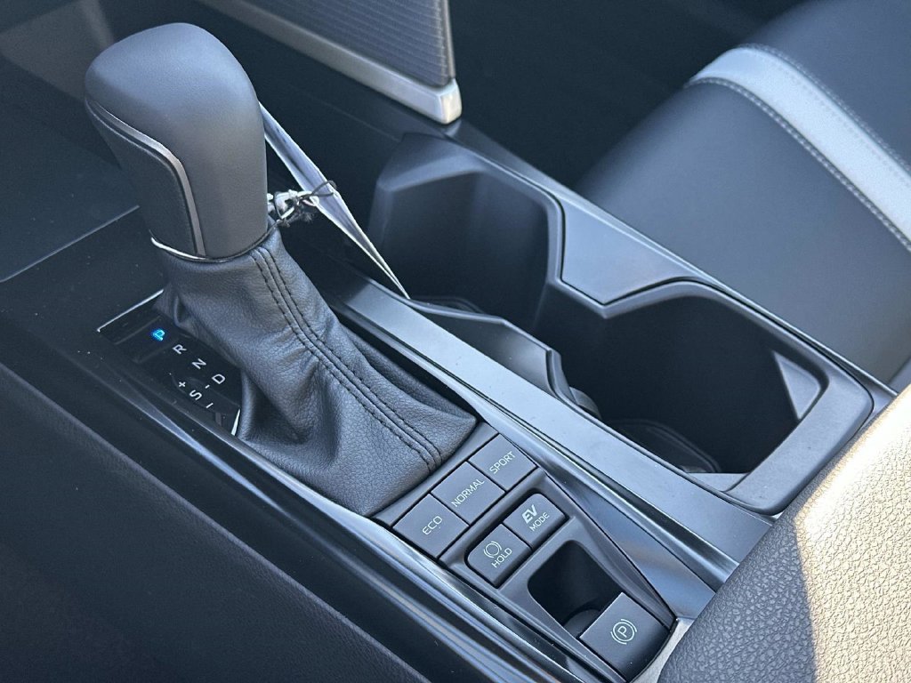 New 2026 Toyota Camry SE AWD/4WD image 30