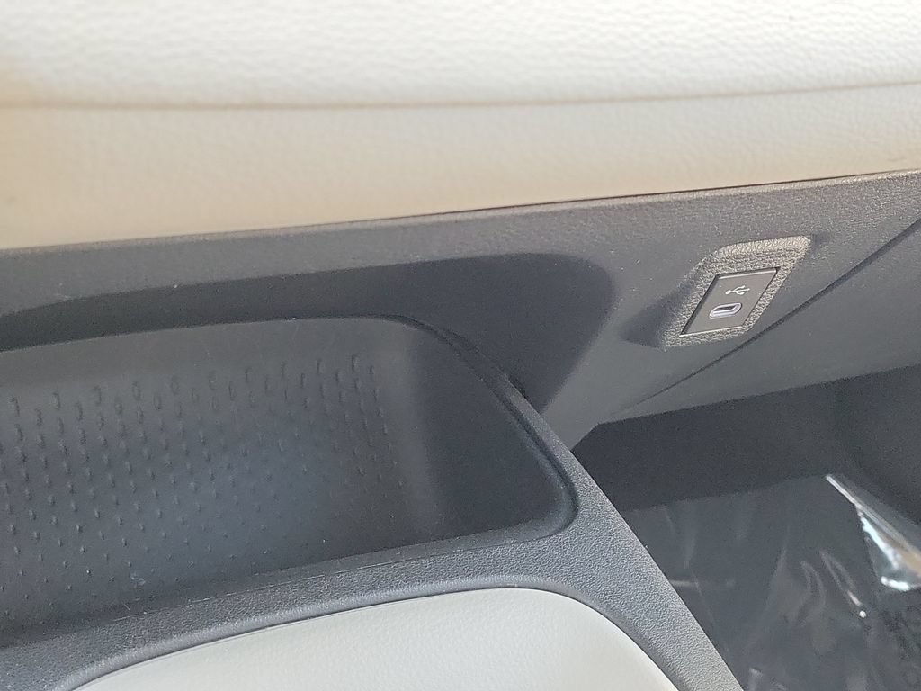 Used 2024 Toyota Corolla LE FWD image 17