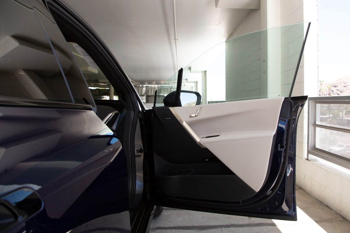 New 2026 BMW iX xDrive45 image 26