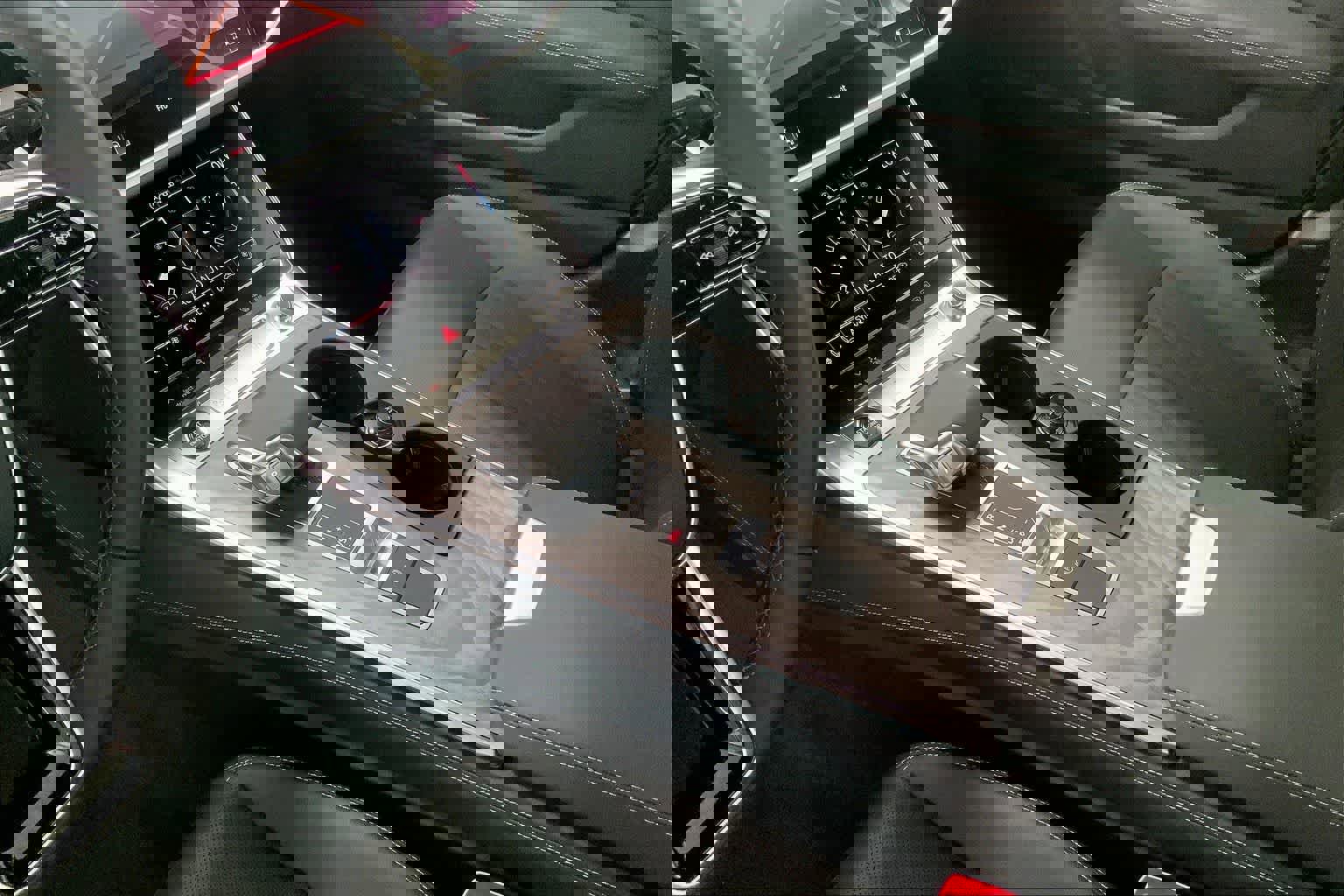 Used 2025 Audi A6 Premium Plus w/ Premium Plus Package image 15