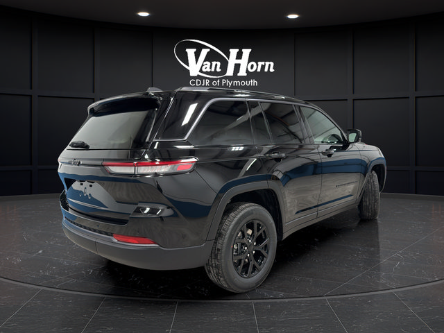 New 2026 Jeep Grand Cherokee Altitude AWD/4WD image 3
