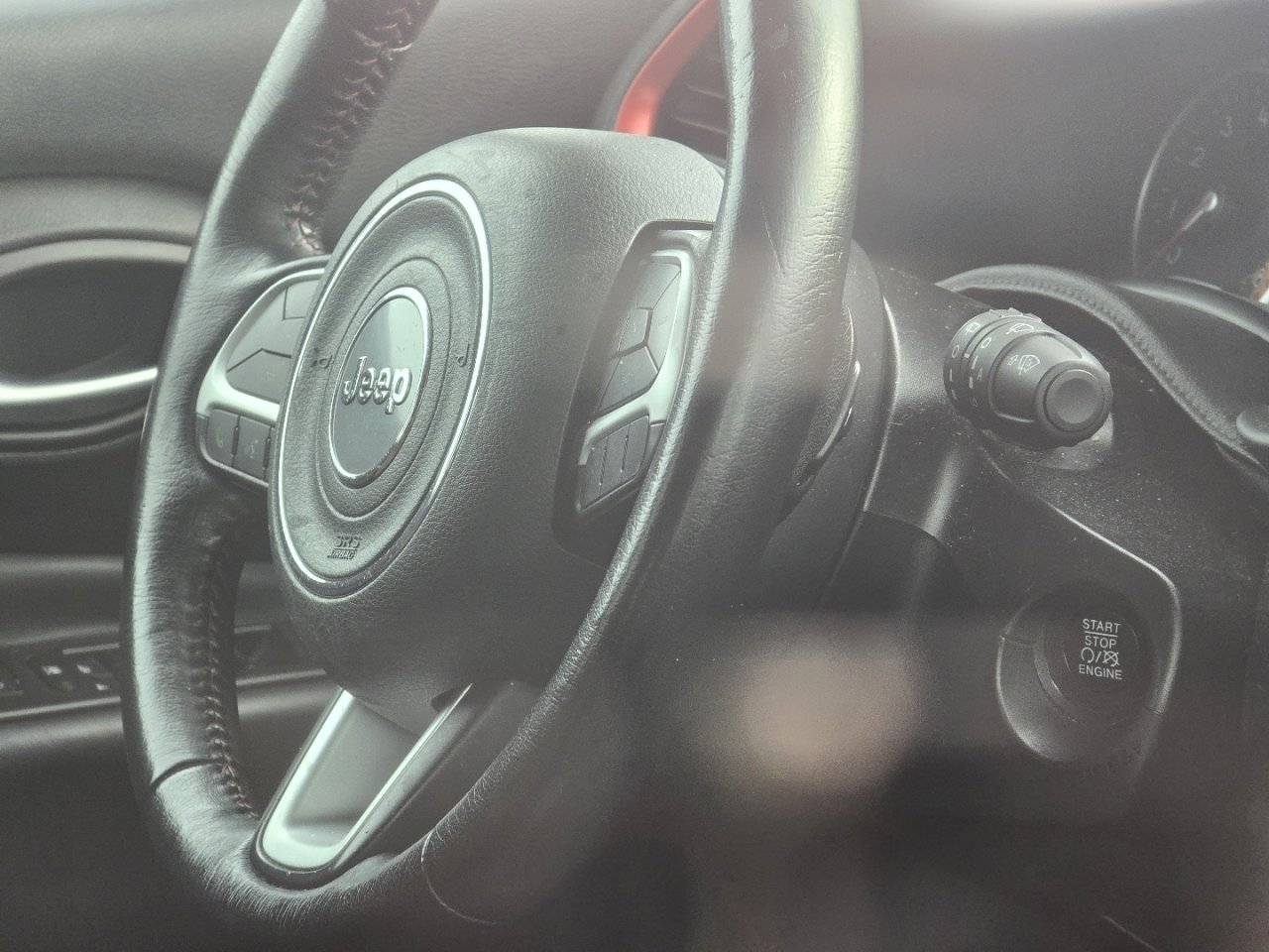 Used 2018 Jeep Renegade Trailhawk w/ Cold Weather Group II image 20