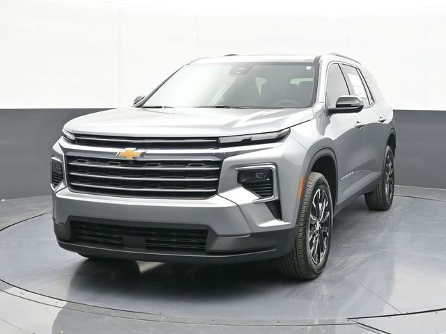 New 2026 Chevrolet Traverse LT w/ Sun and Wheel Package image 2