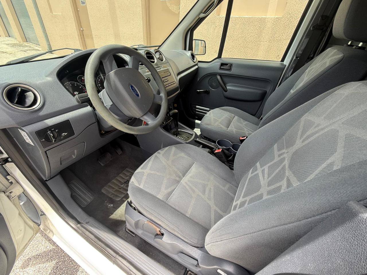 Used 2013 Ford Transit Connect XL FWD image 17
