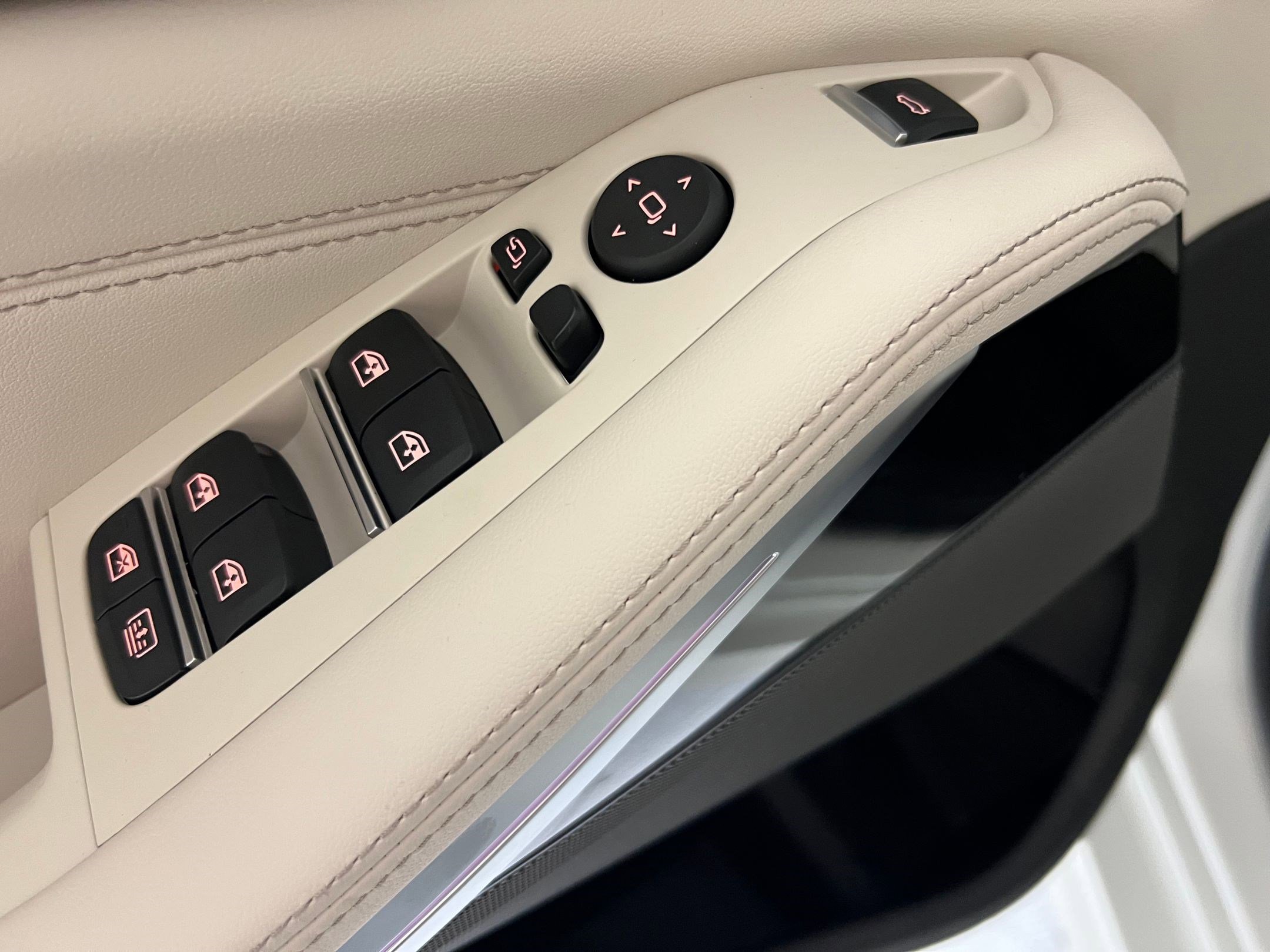 New 2026 BMW X7 xDrive40i image 12