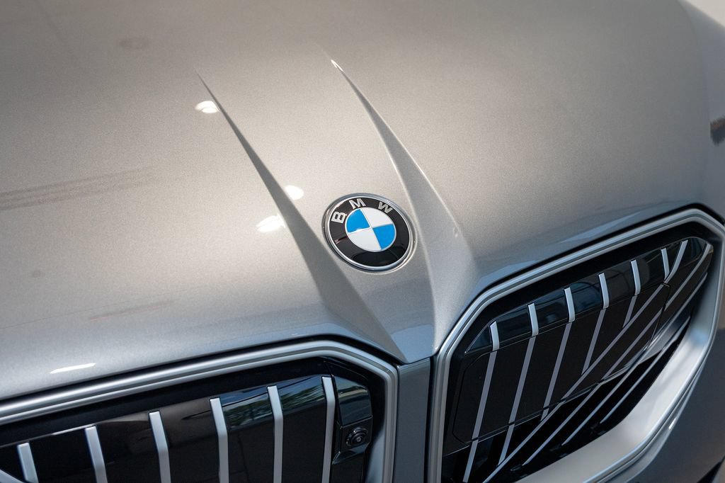 New 2026 BMW X3 xDrive30i w/ Premium Package AWD/4WD image 17
