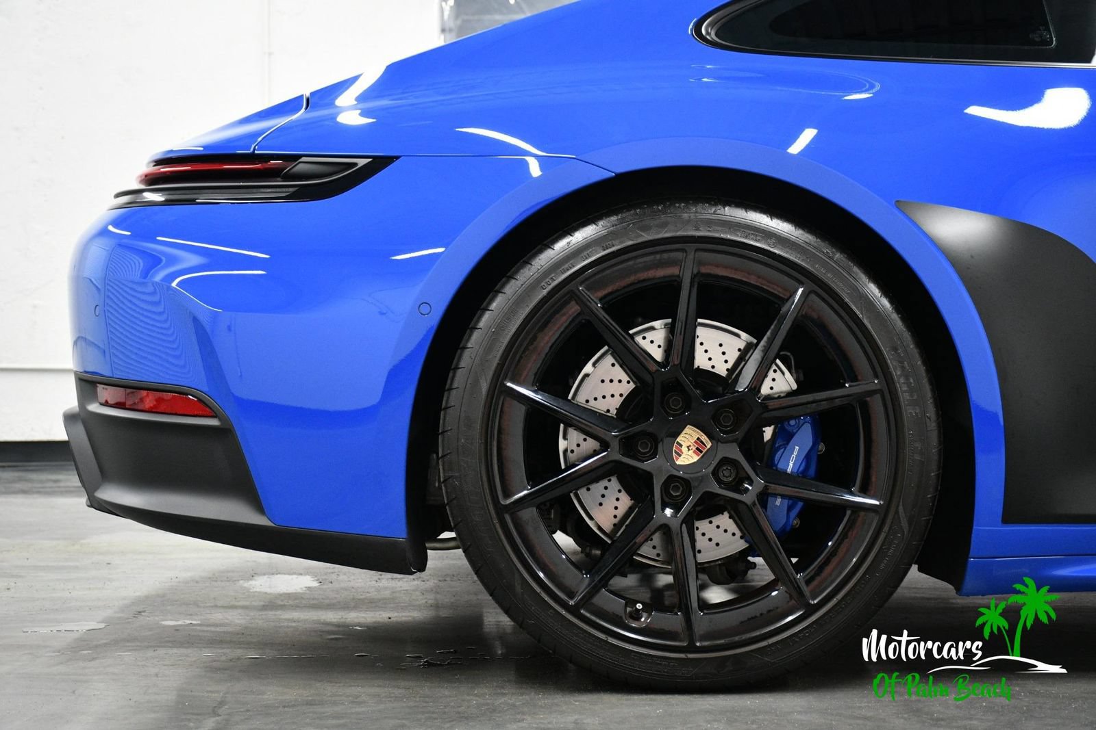 Used 2025 Porsche 911 Carrera RWD image 22