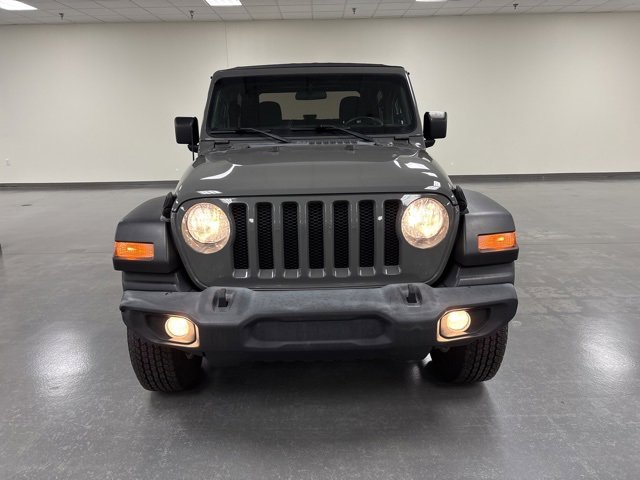 Used 2021 Jeep Wrangler Sport S image 2