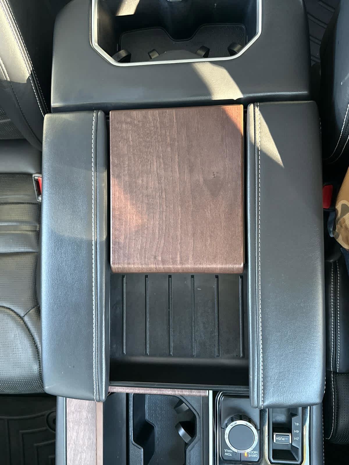 Used 2025 Toyota Sequoia Capstone image 29