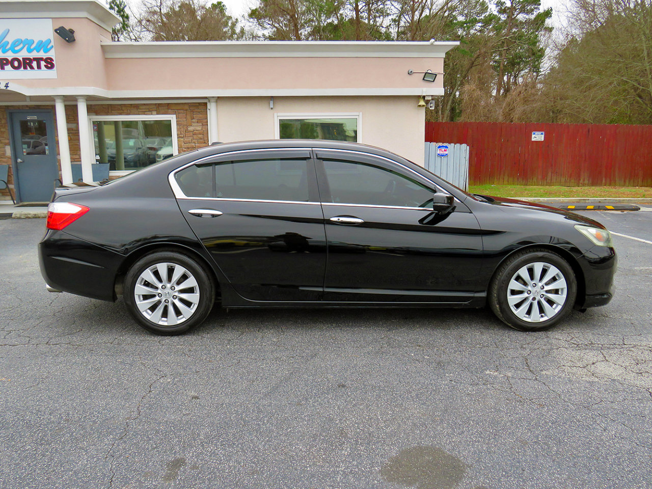 Used 2014 Honda Accord EX-L image 6