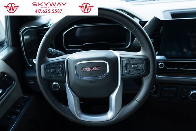 Used 2025 GMC Sierra 1500 SLE image 31