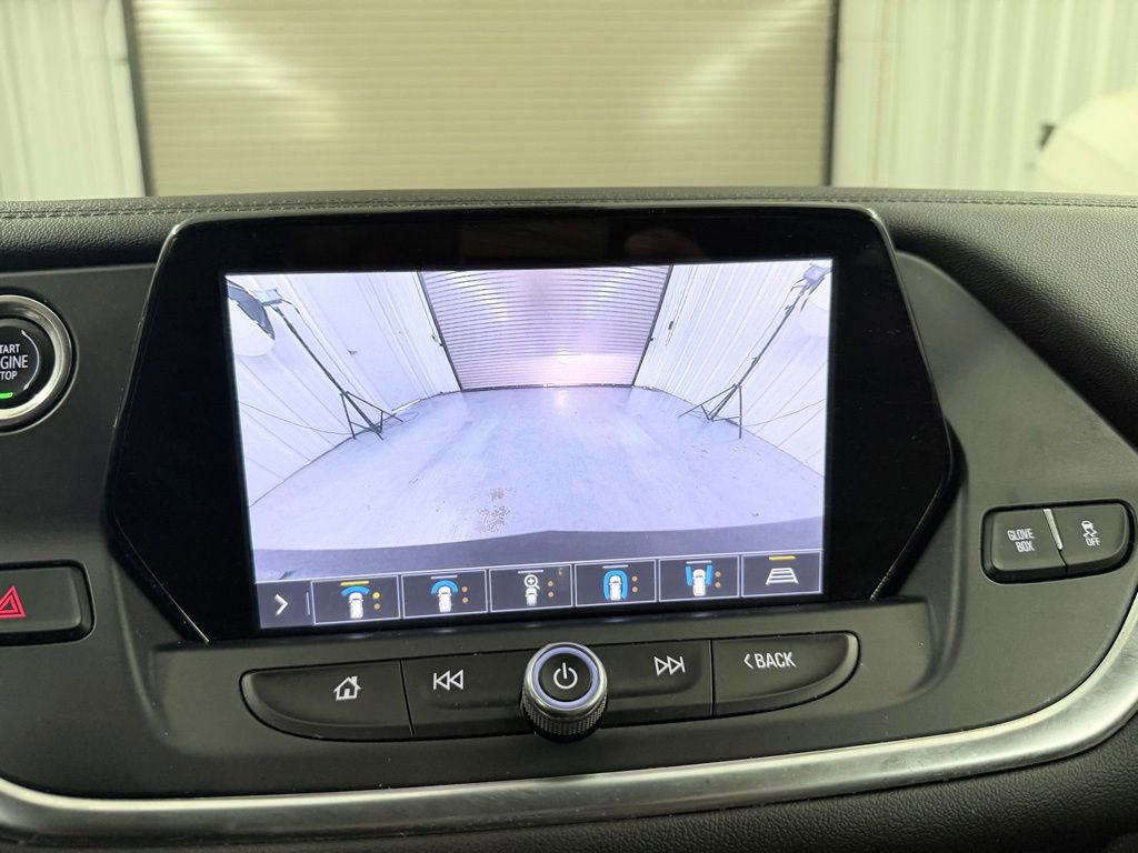 Used 2019 Chevrolet Blazer LT w/ Sound & Technology Package FWD image 16