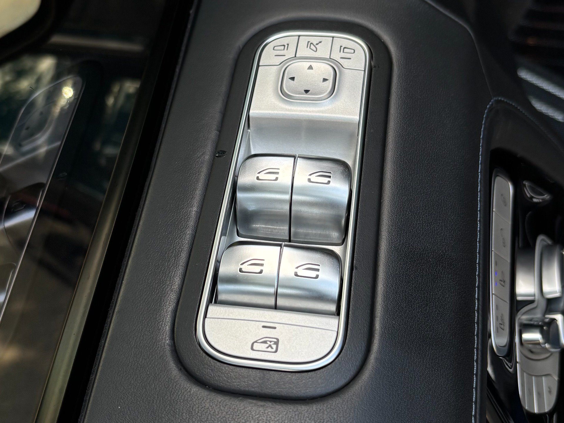 Used 2024 Mercedes-Benz G 63 AMG 4MATIC image 72