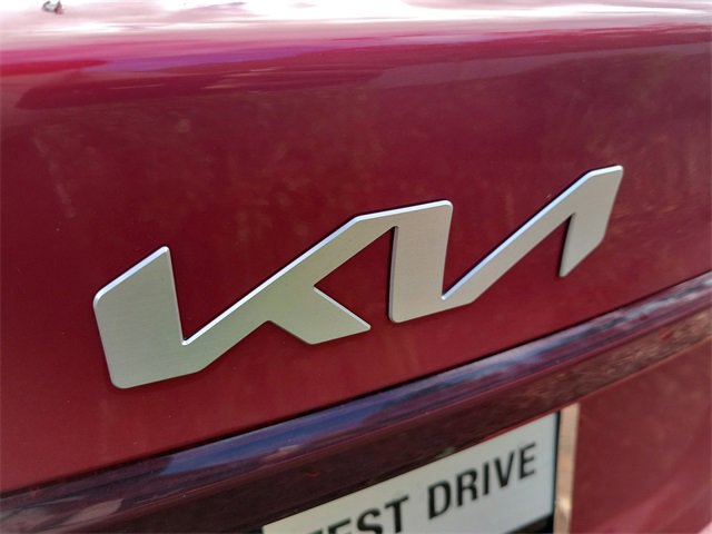 Used 2023 Kia Forte LXS w/ LXS Technology Package image 8