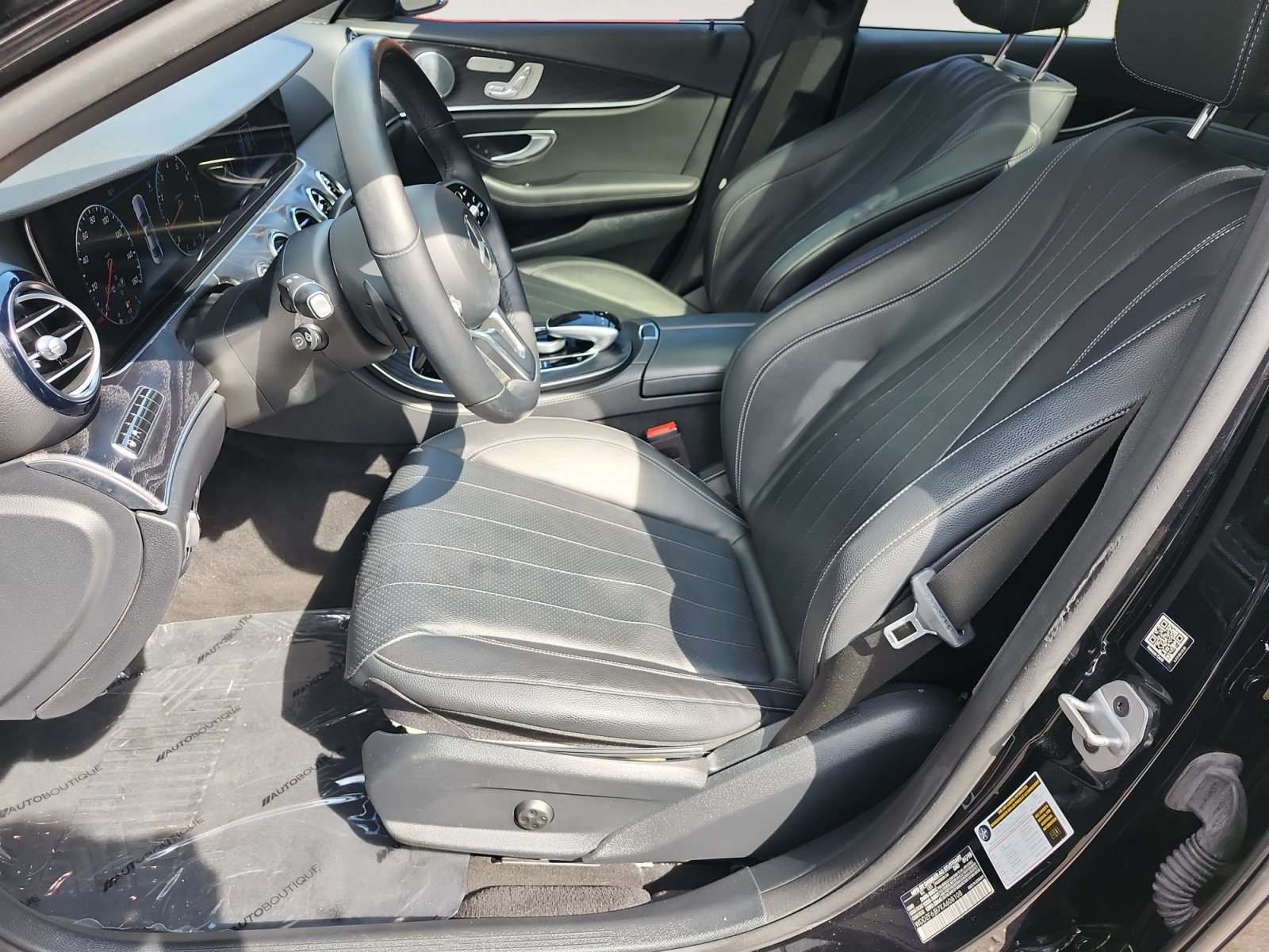 Used 2019 Mercedes-Benz E 450 4MATIC Sedan w/ Driver Assistance Package image 9