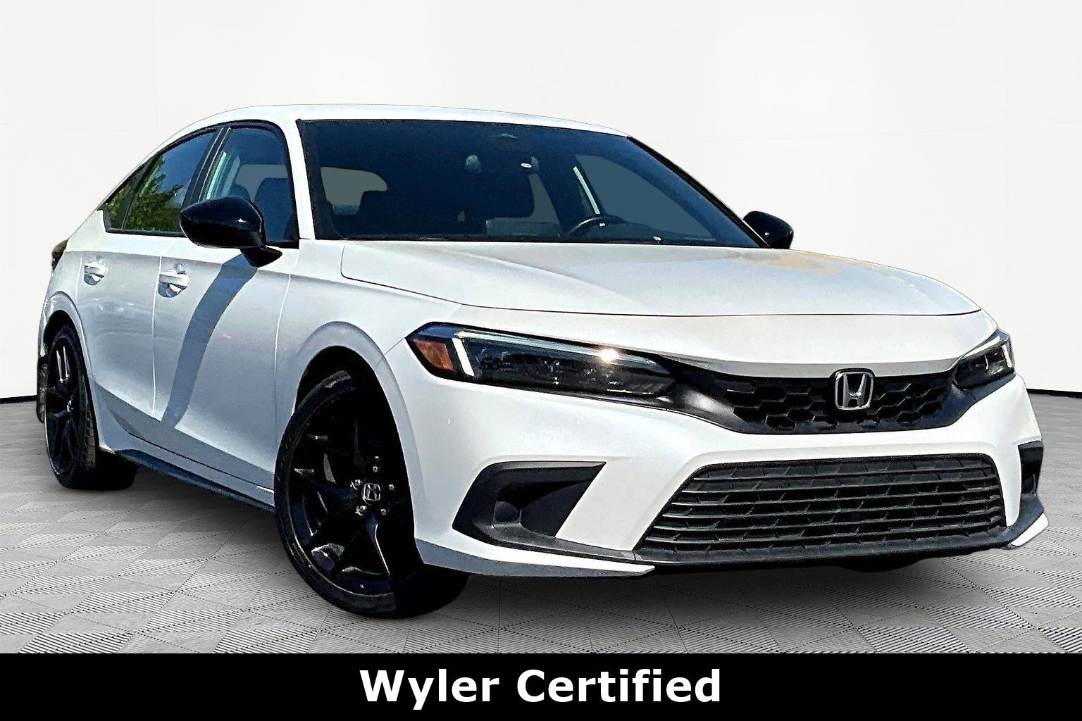 Used 2023 Honda Civic Sport image 3