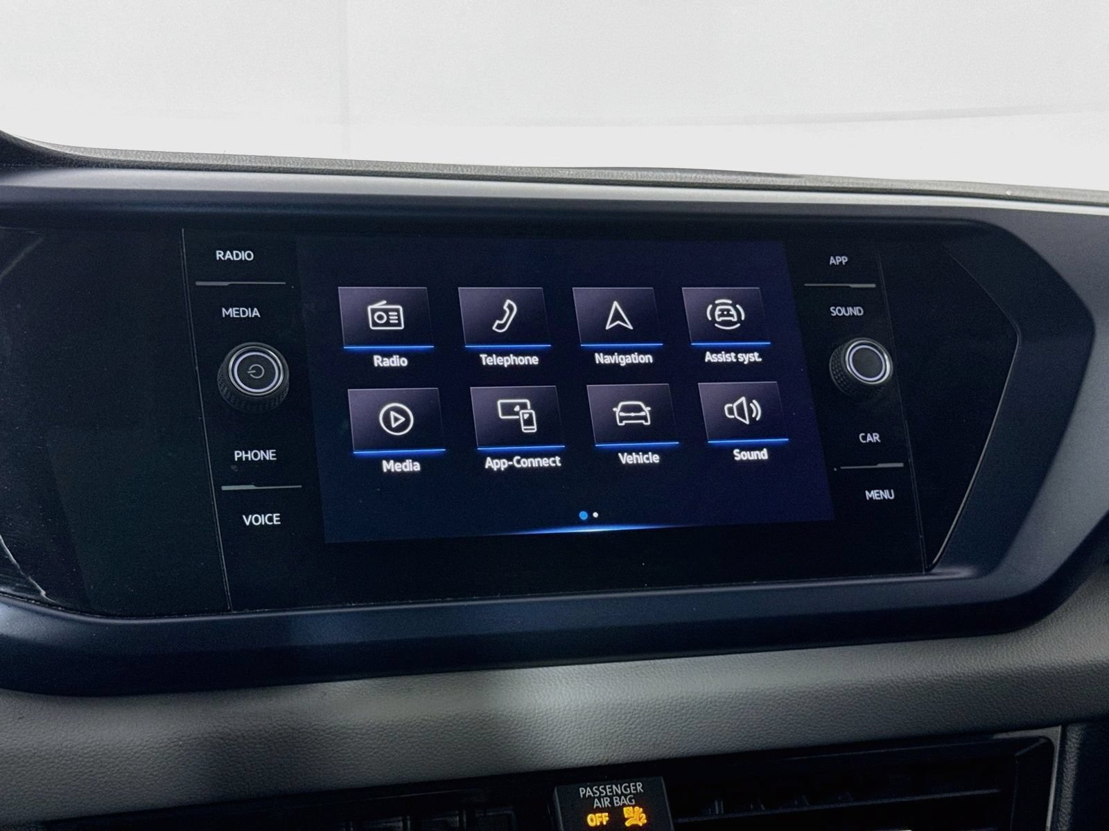 Certified 2023 Volkswagen Taos SE w/ Panoramic Sunroof Package AWD/4WD image 16