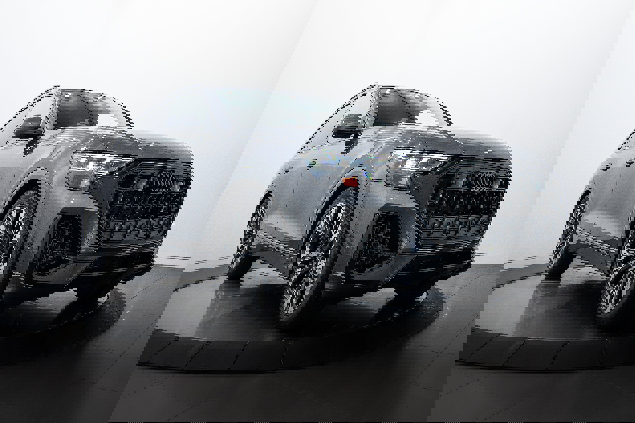 New 2025 Audi Q8 Premium Plus w/ Premium Plus Package