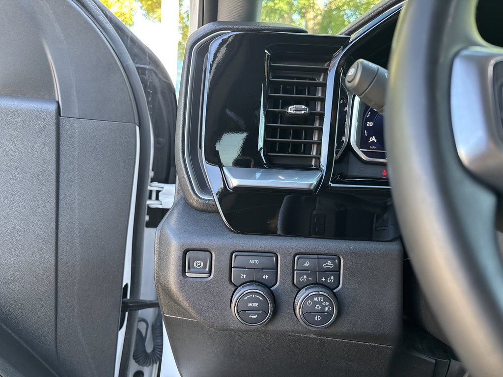 Certified 2024 Chevrolet Silverado 1500 RST w/ True North Edition Plus AWD/4WD image 17