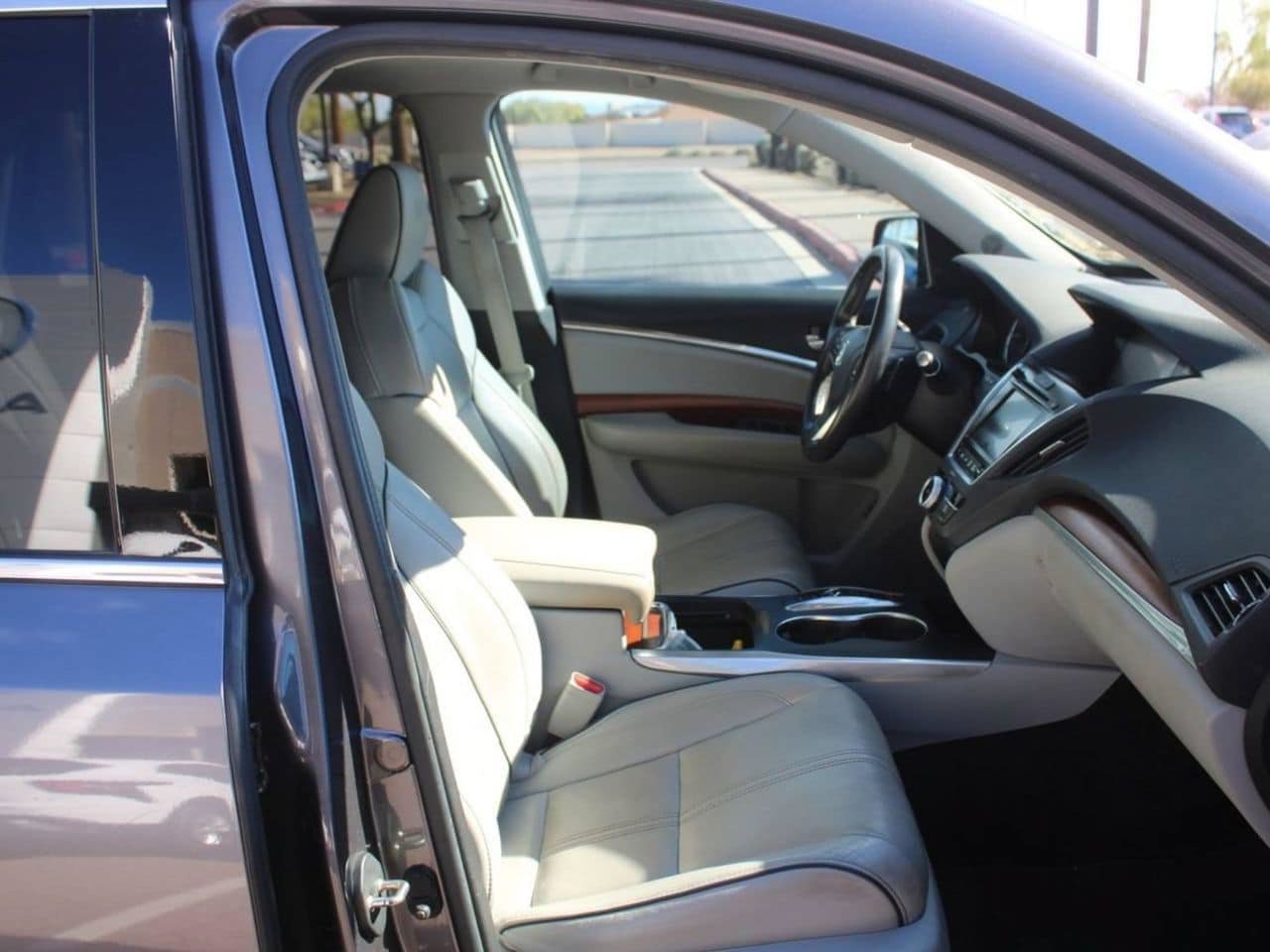 Used 2017 Acura MDX w/ Advance Package FWD image 14