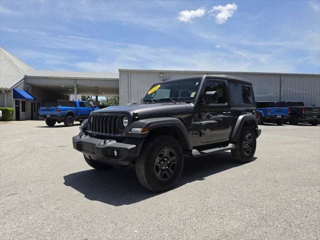 Certified 2025 Jeep Wrangler Sport AWD/4WD image 2